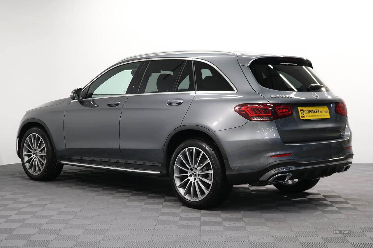  2020 Mercedes-Benz GLC 300d AMG Line