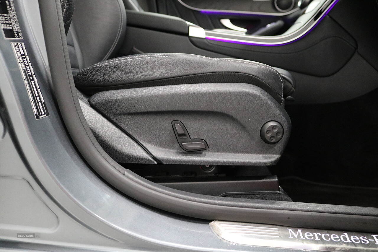  2020 Mercedes-Benz GLC 300d AMG Line