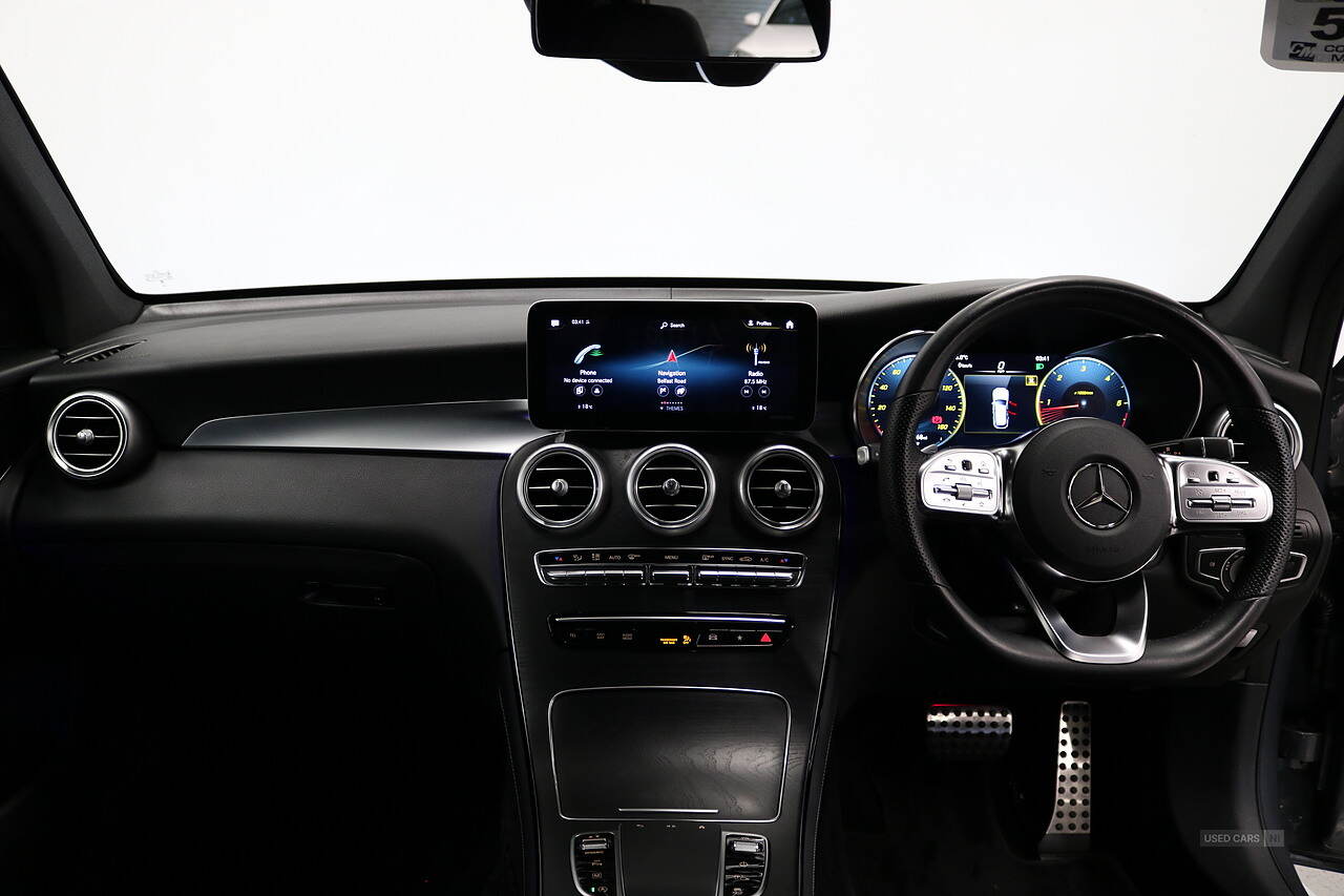  2020 Mercedes-Benz GLC 300d AMG Line
