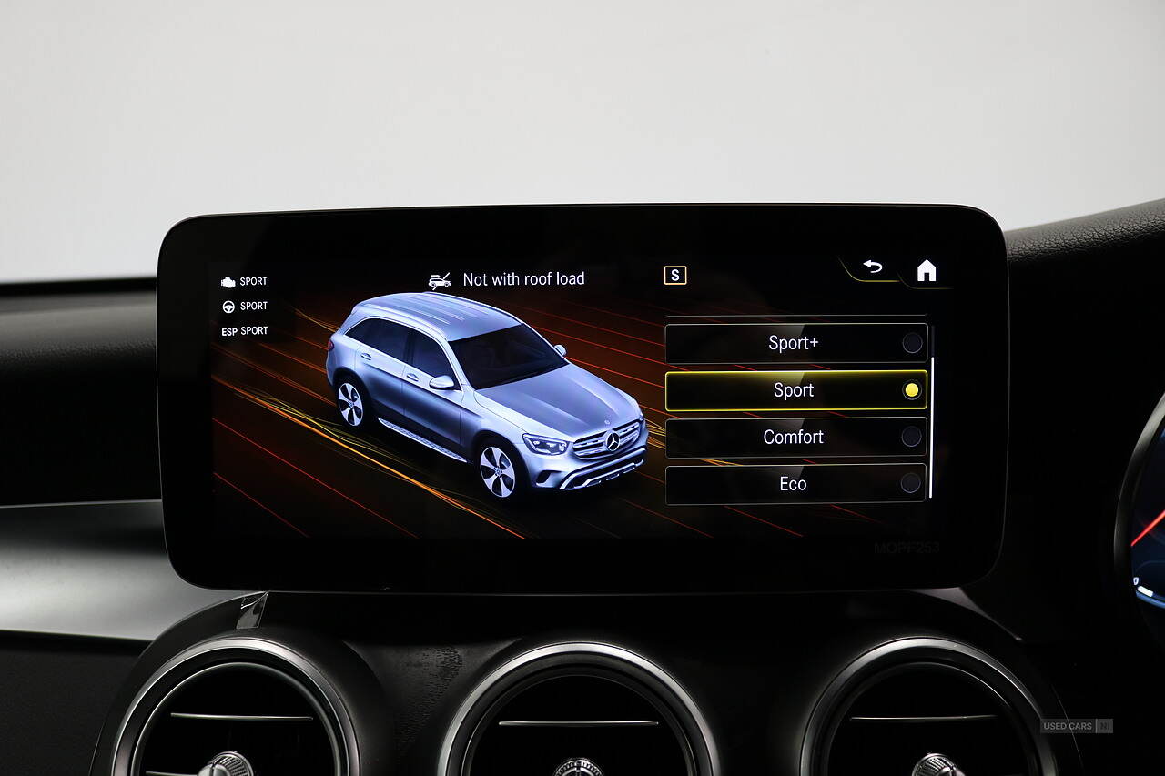  2020 Mercedes-Benz GLC 300d AMG Line