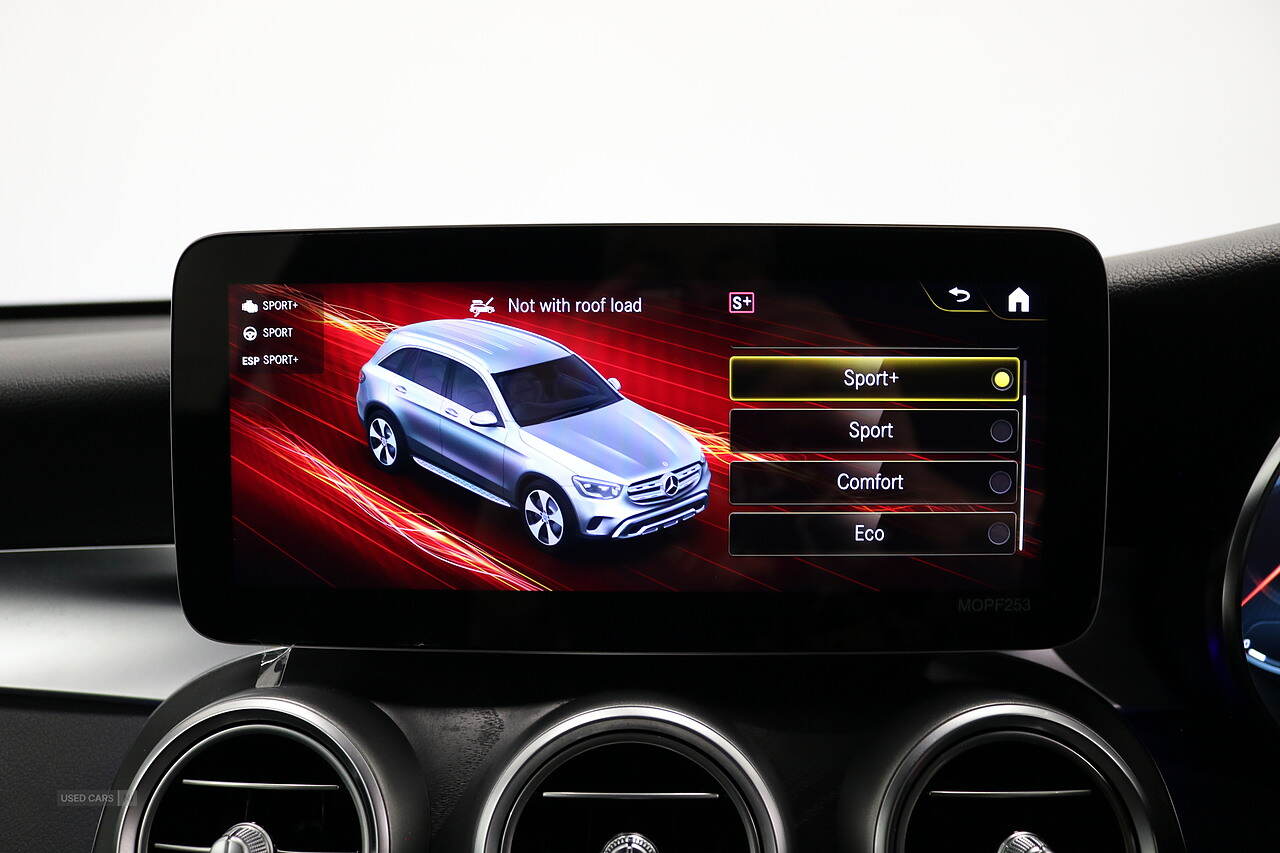  2020 Mercedes-Benz GLC 300d AMG Line