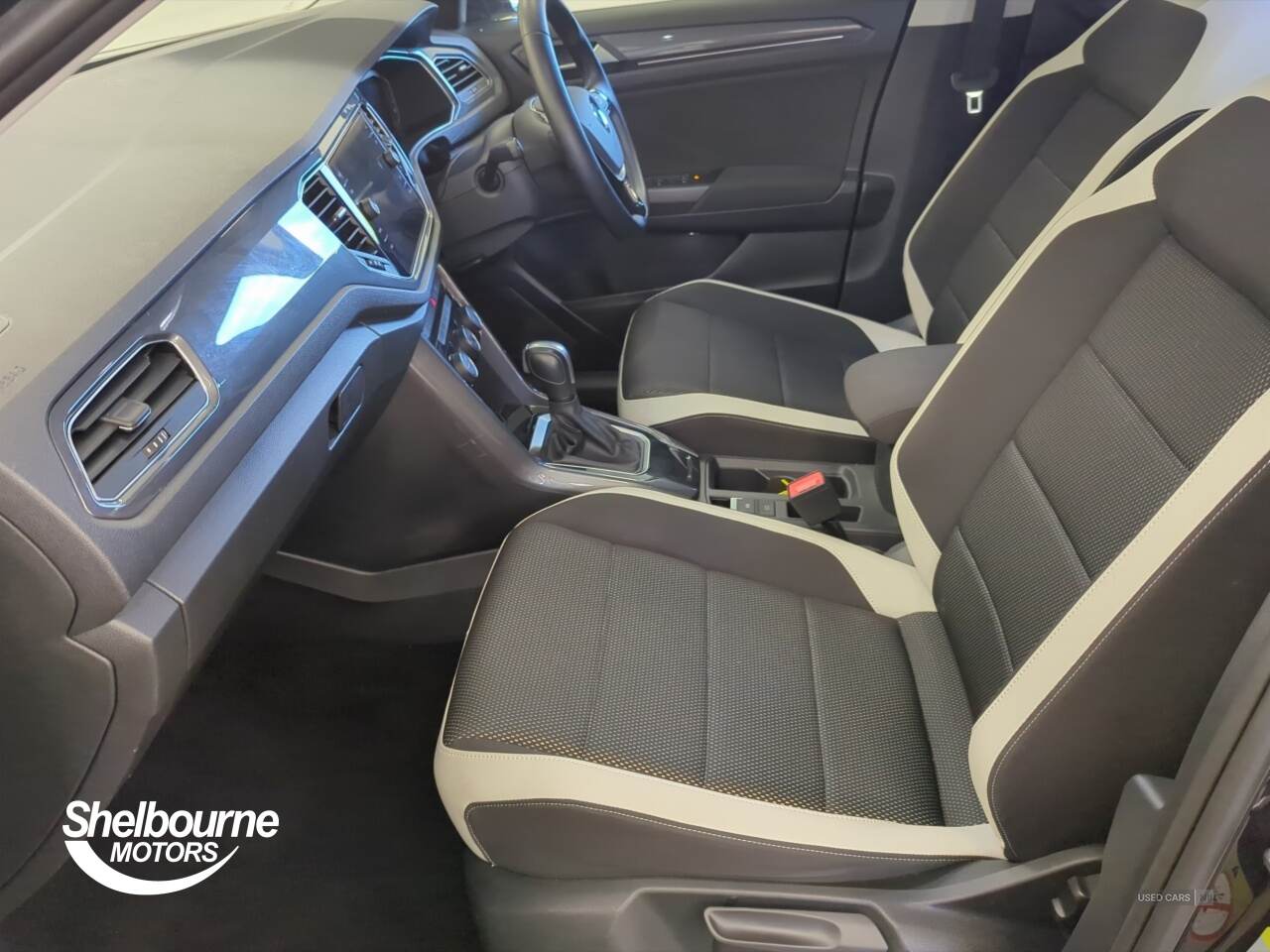 Jan 2022 Volkswagen T-Roc 1.5 TSI EVO SEL 5dr DSG