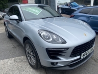Porsche Macan ESTATE in Down