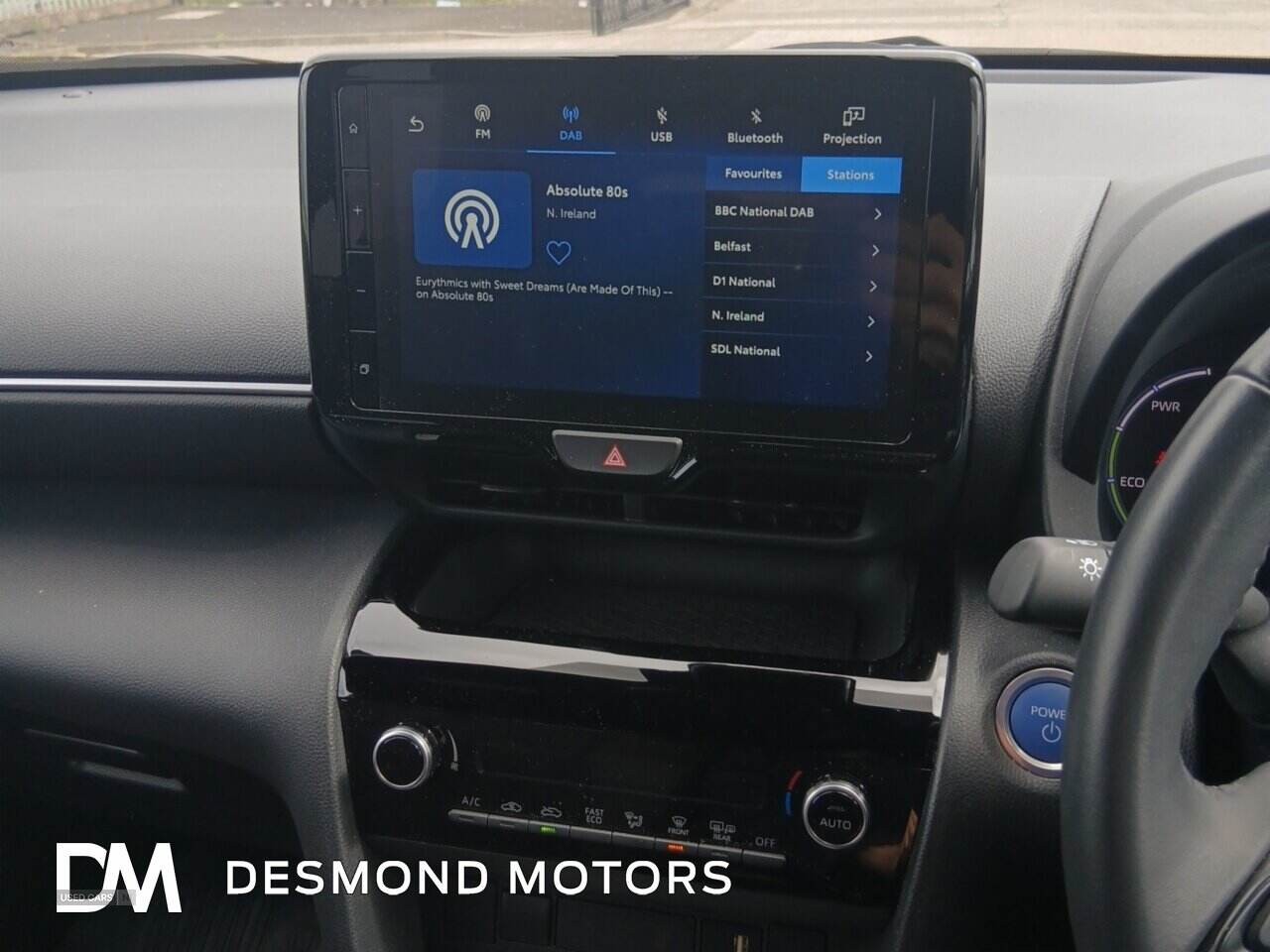 Nov 2022 Toyota Yaris Cross 1.5 Hybrid Design 5dr CVT