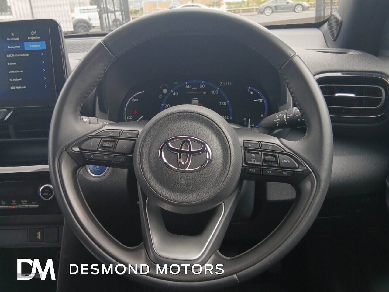 Nov 2022 Toyota Yaris Cross 1.5 Hybrid Design 5dr CVT