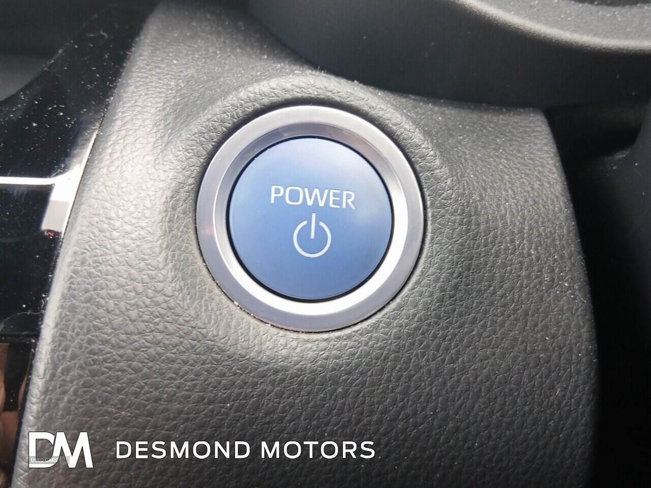 Nov 2022 Toyota Yaris Cross 1.5 Hybrid Design 5dr CVT