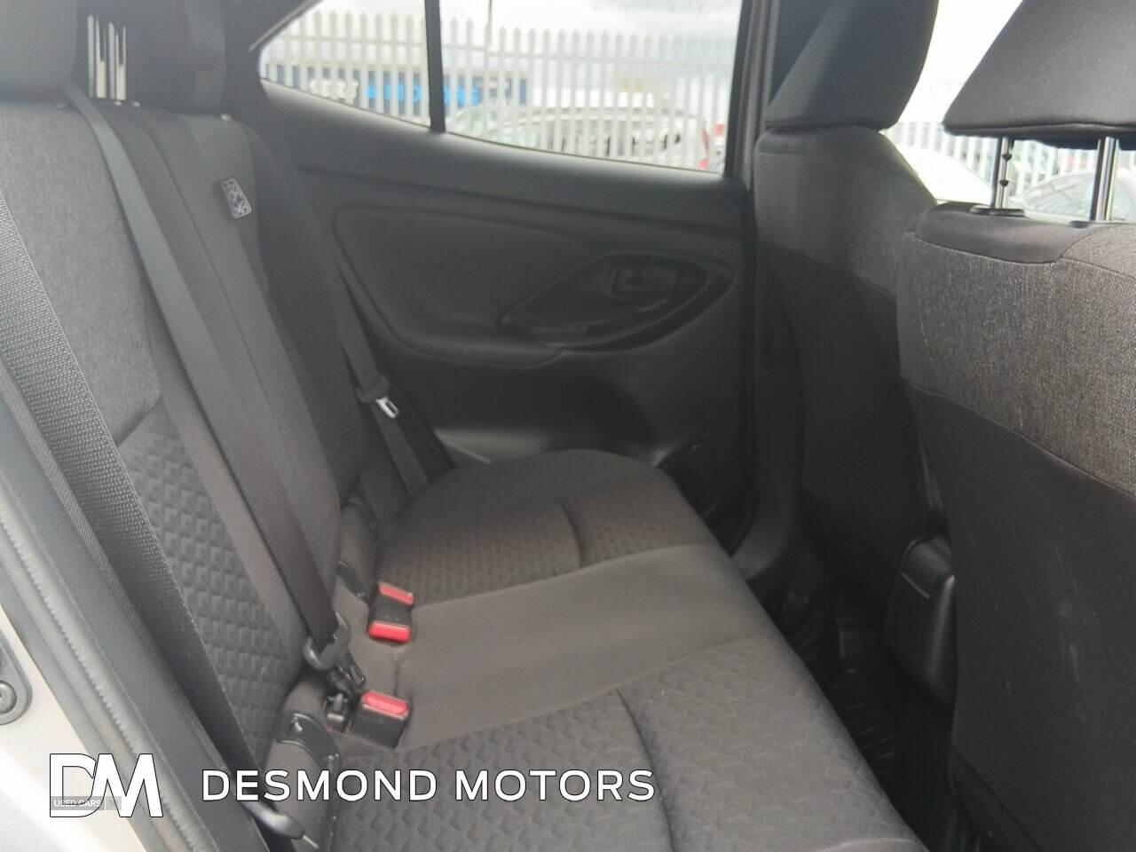 Nov 2022 Toyota Yaris Cross 1.5 Hybrid Design 5dr CVT