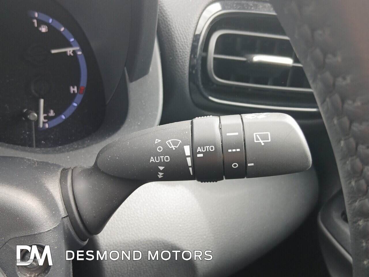 Nov 2022 Toyota Yaris Cross 1.5 Hybrid Design 5dr CVT