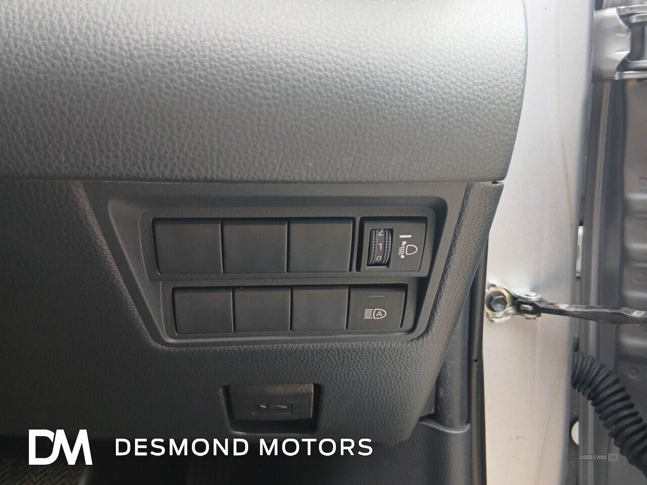 Nov 2022 Toyota Yaris Cross 1.5 Hybrid Design 5dr CVT