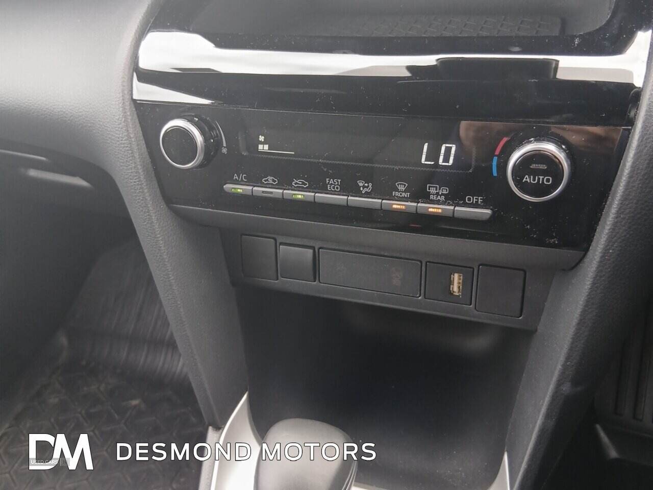 Nov 2022 Toyota Yaris Cross 1.5 Hybrid Design 5dr CVT