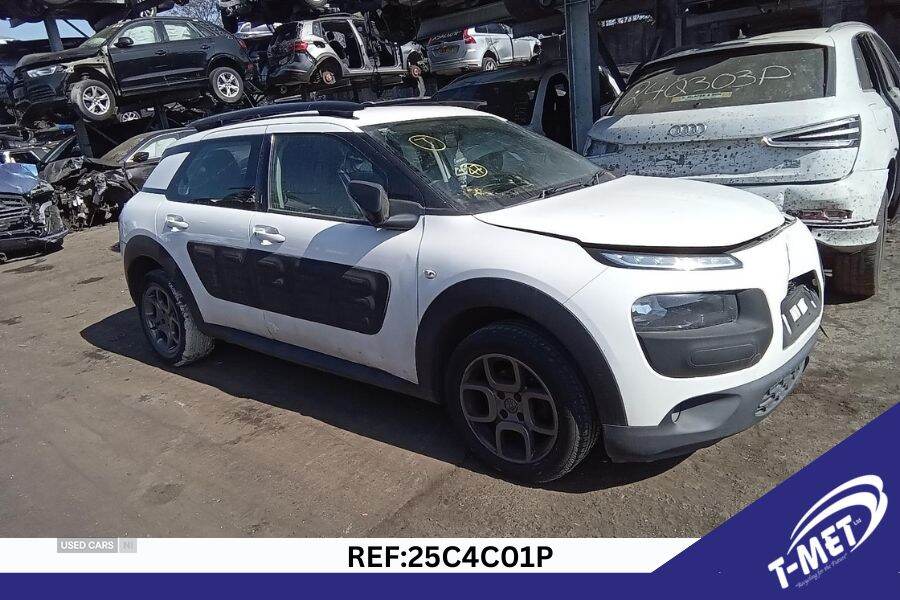 Nov 2015 Citroen C4 Cactus 1.6 BlueHDi Feel 5dr