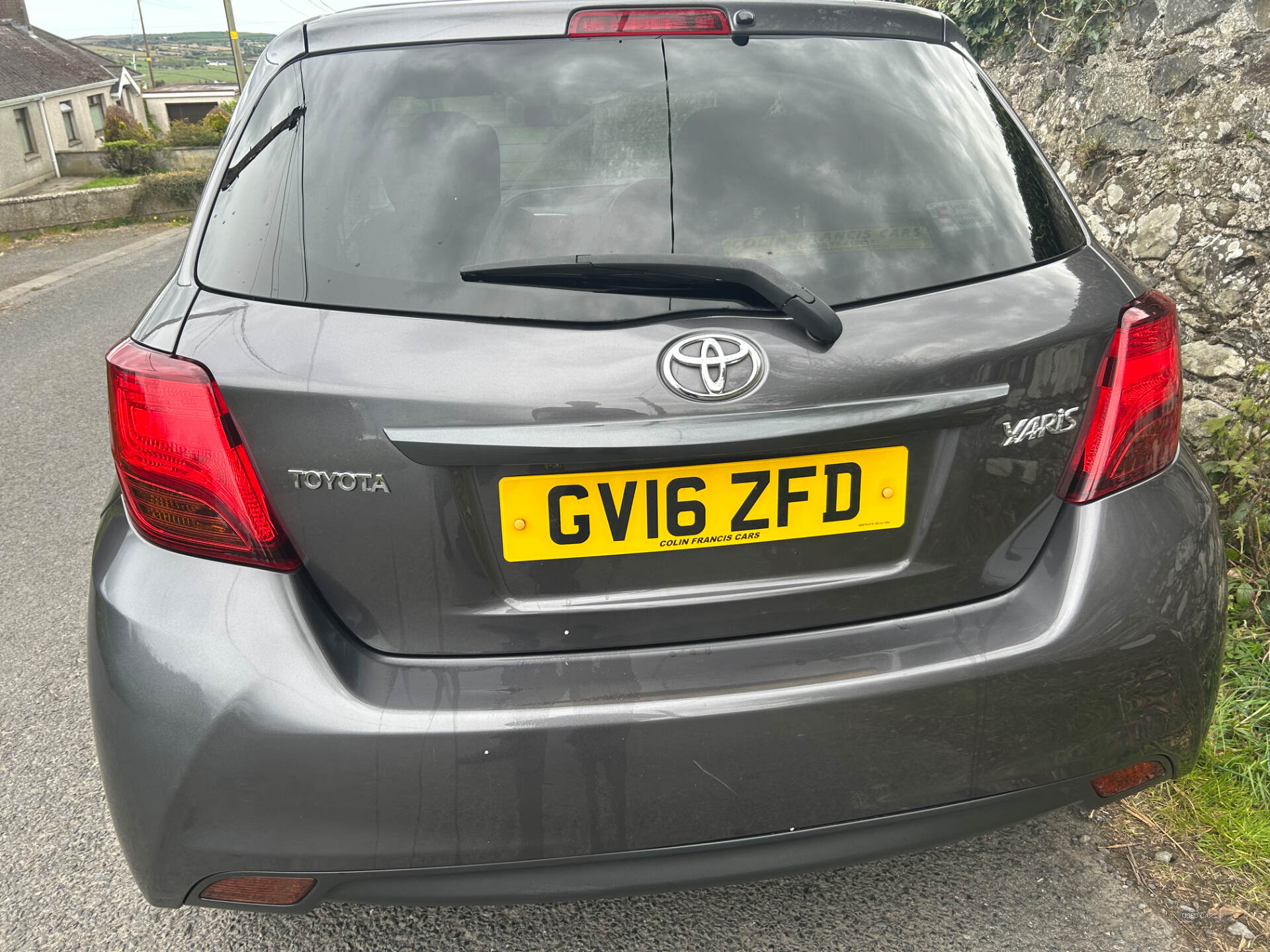Jun 2016 Toyota Yaris 1.4 D-4D Icon 5dr