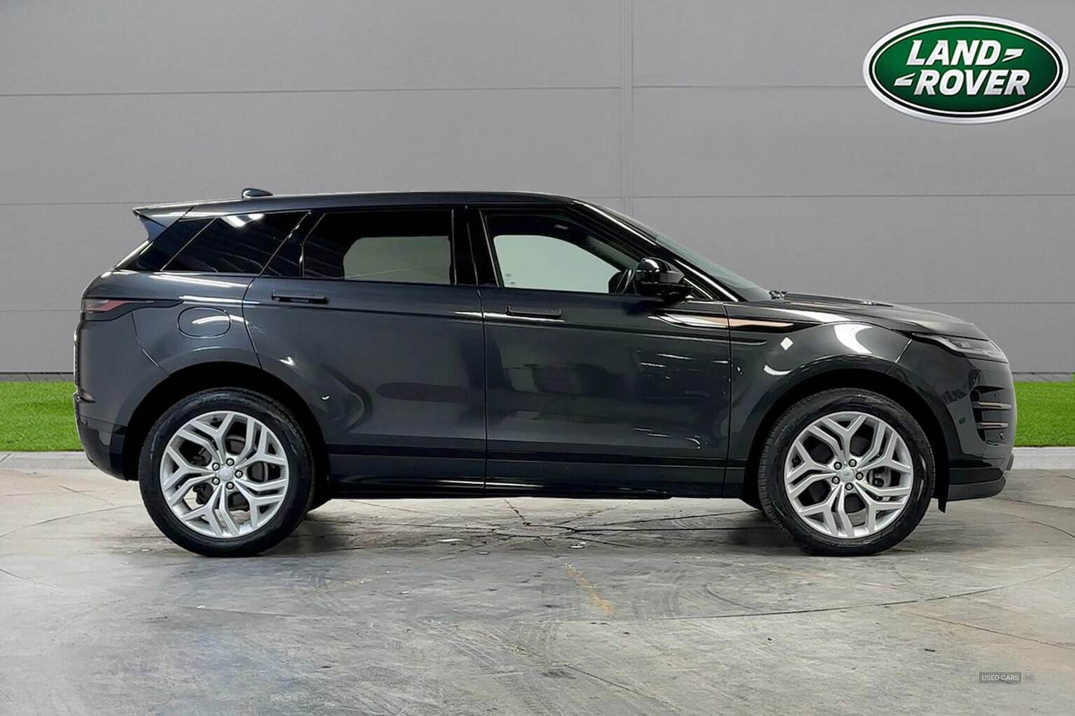 Mar 2022 Land Rover Range Rover Evoque 2.0 D200 R-Dynamic Se 5Dr Auto