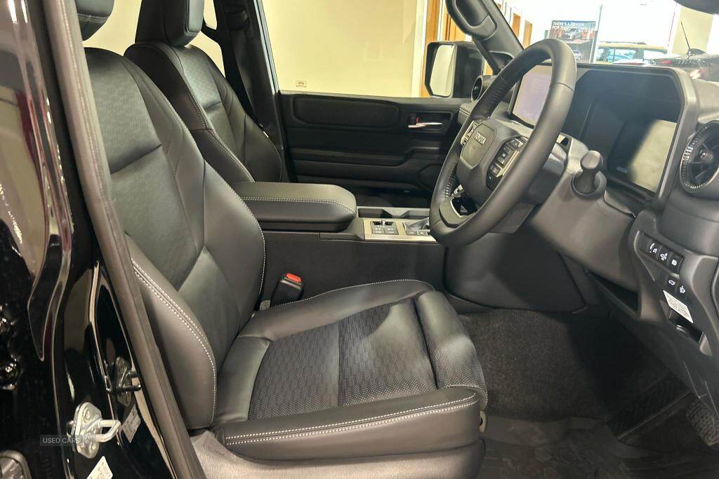 Mar 2025 Toyota Land Cruiser 2.8 D-4D 204 Invincible 5dr Auto 7 Seats