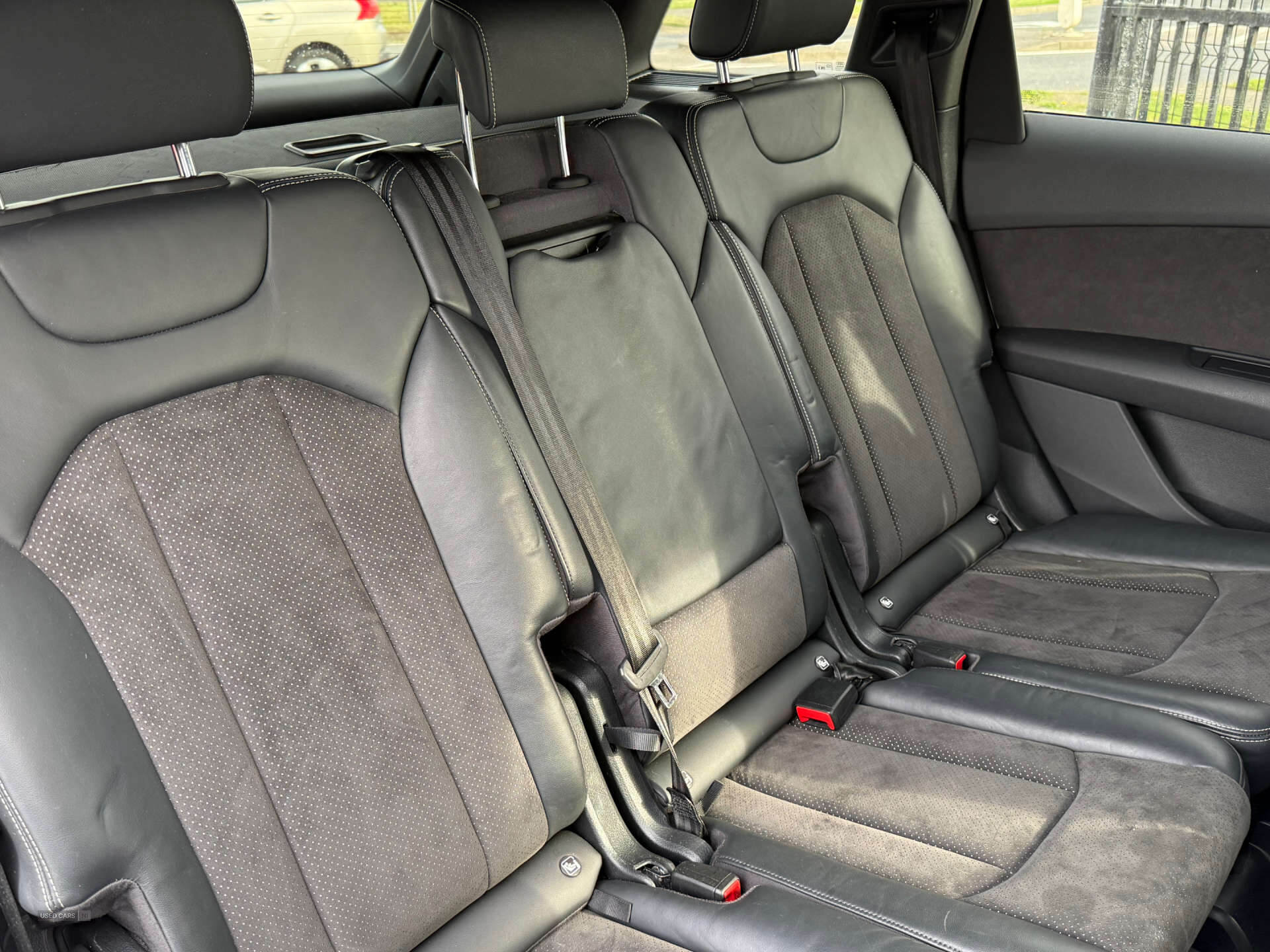 Sep 2016 Audi Q7 3.0 TDI 218 Quattro S Line 5dr Tip Auto