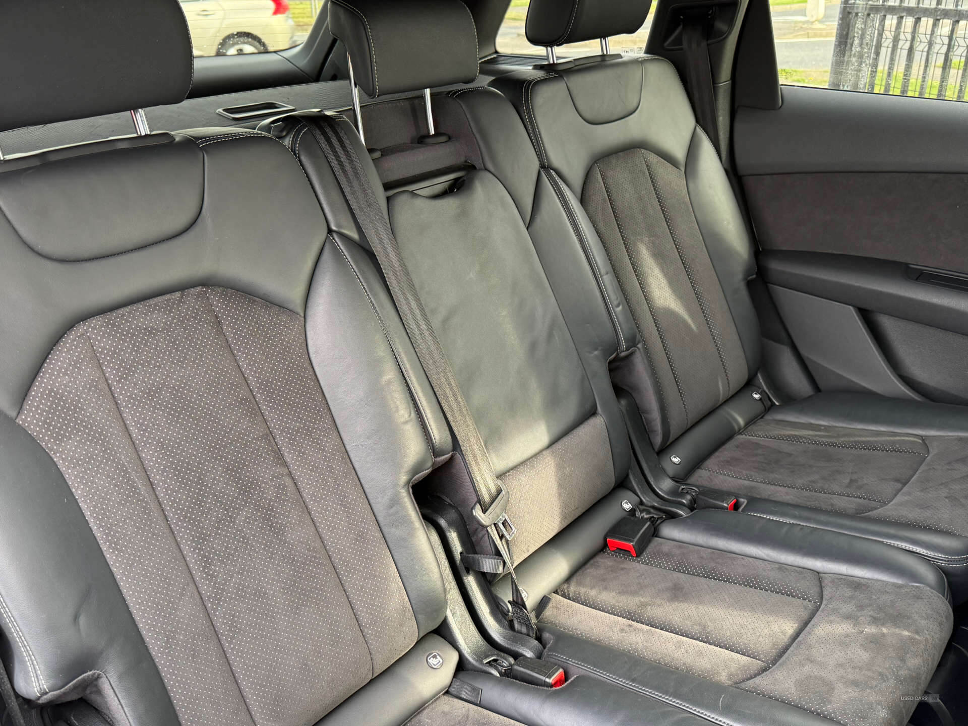 Sep 2016 Audi Q7 3.0 TDI 218 Quattro S Line 5dr Tip Auto