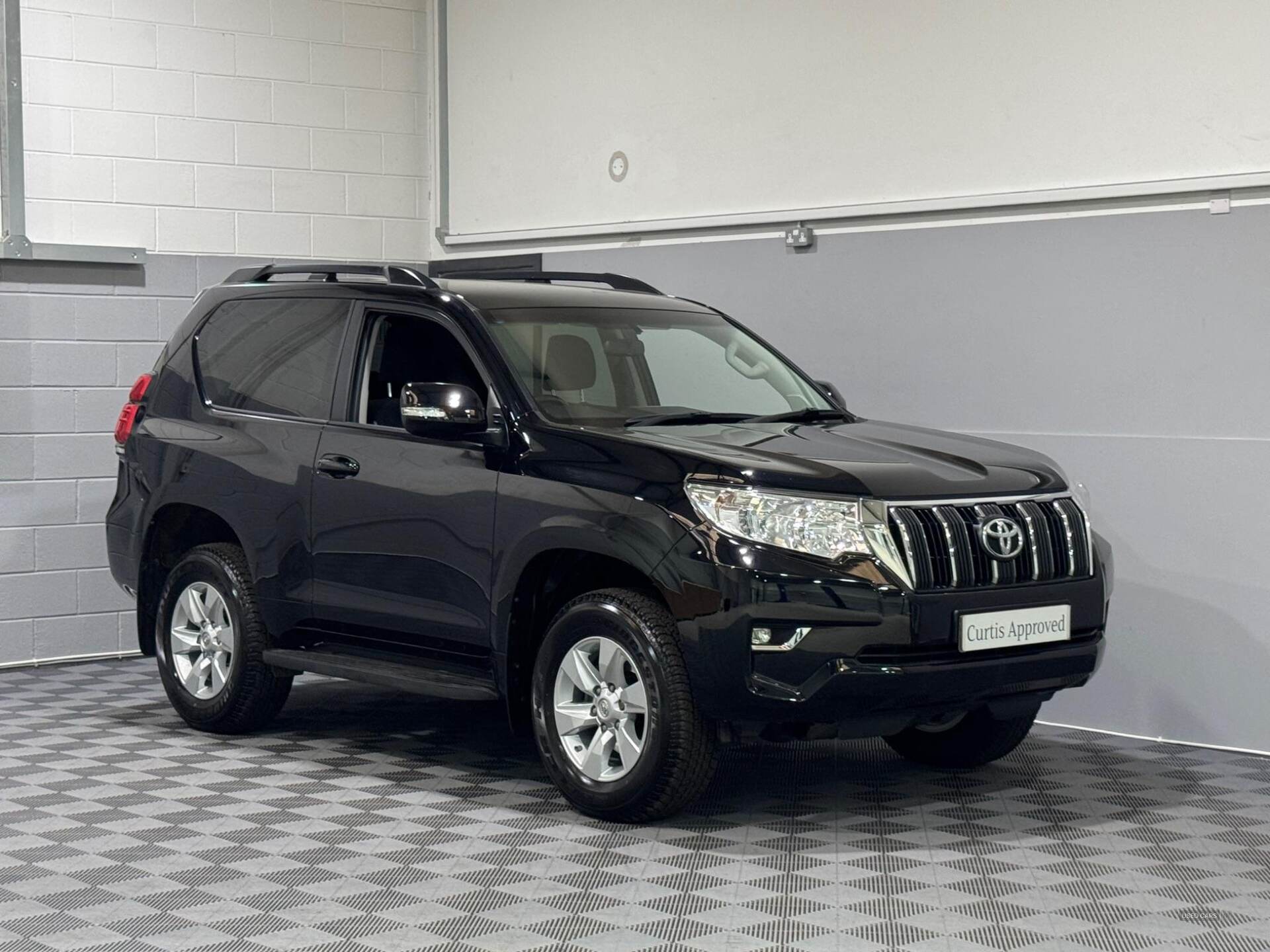 Sep 2020 Toyota Land Cruiser 2.8 D-4D Active 3dr Auto 5 Seats