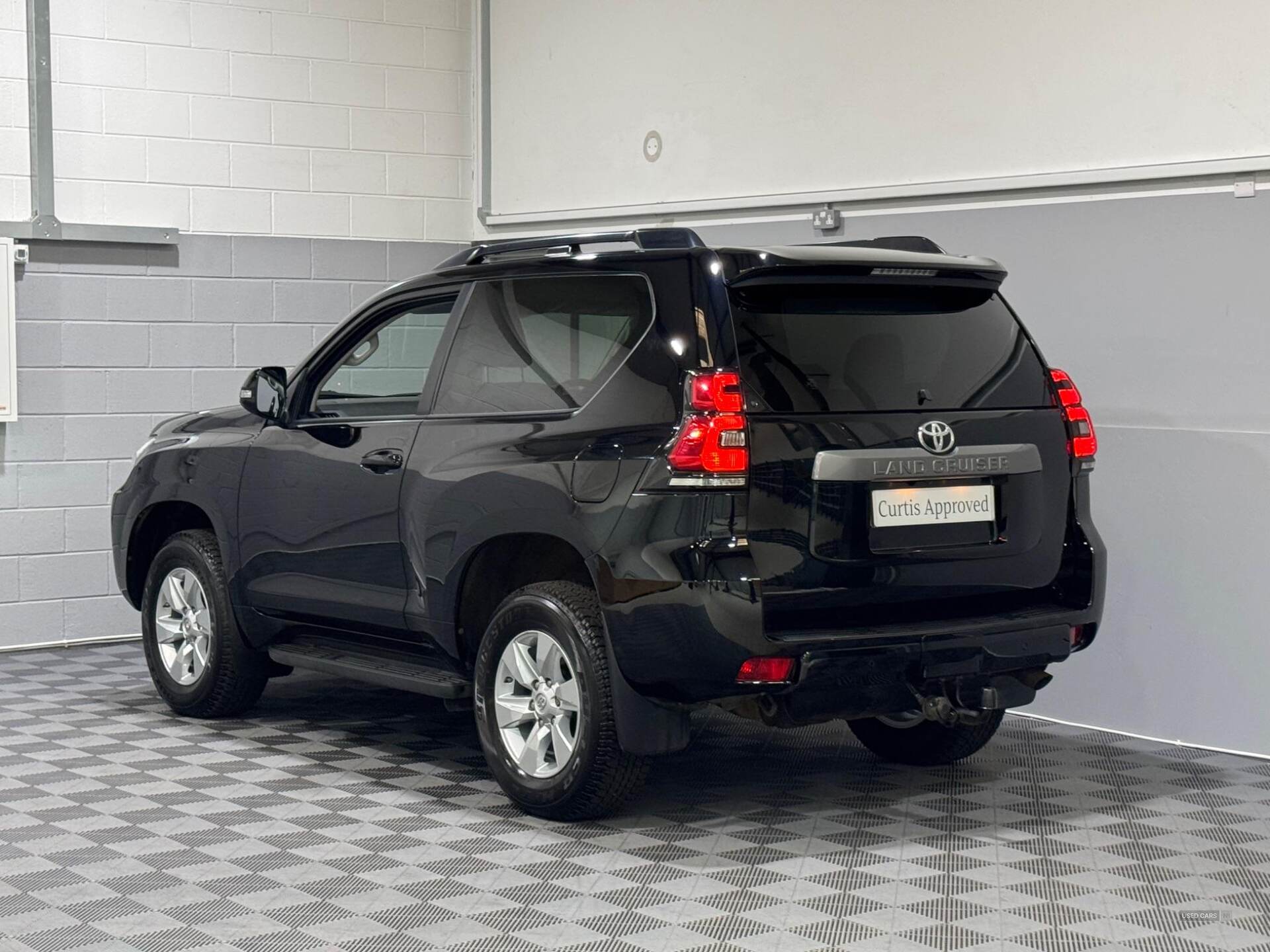 Sep 2020 Toyota Land Cruiser 2.8 D-4D Active 3dr Auto 5 Seats