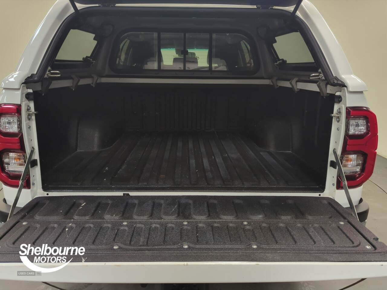 Aug 2022 Toyota Hilux Invincible D/Cab Pick Up 2.8 D-4D Auto