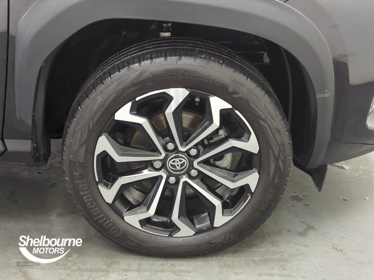 Apr 2024 Toyota Yaris Cross 1.5 Hybrid Design 5dr CVT