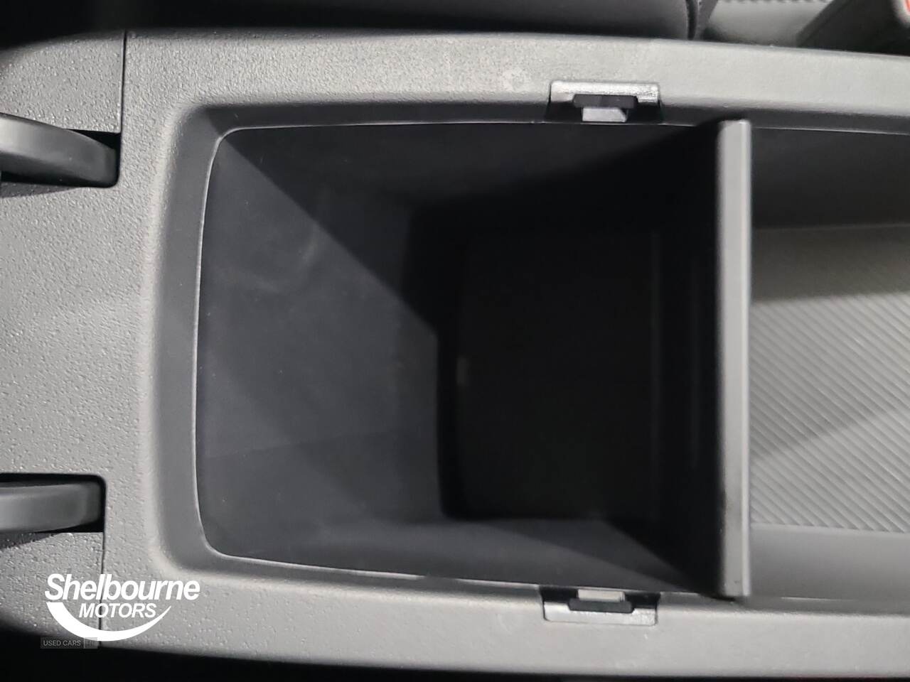 Jun 2024 Kia Niro 1.6 GDi Hybrid 4 5dr DCT