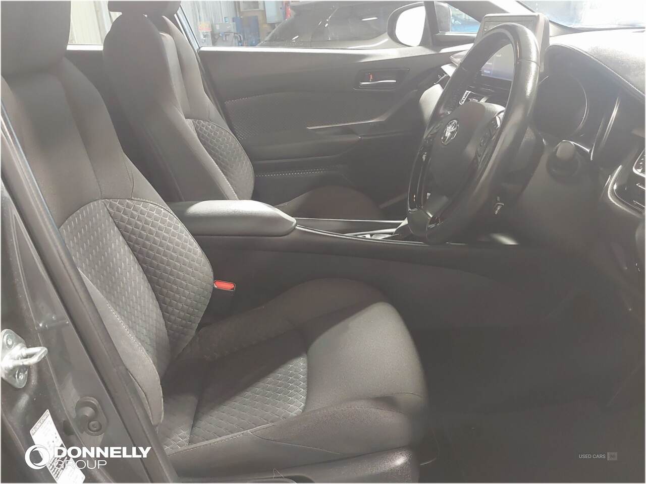 Feb 2022 Toyota C-HR 1.8 Hybrid Icon 5dr CVT