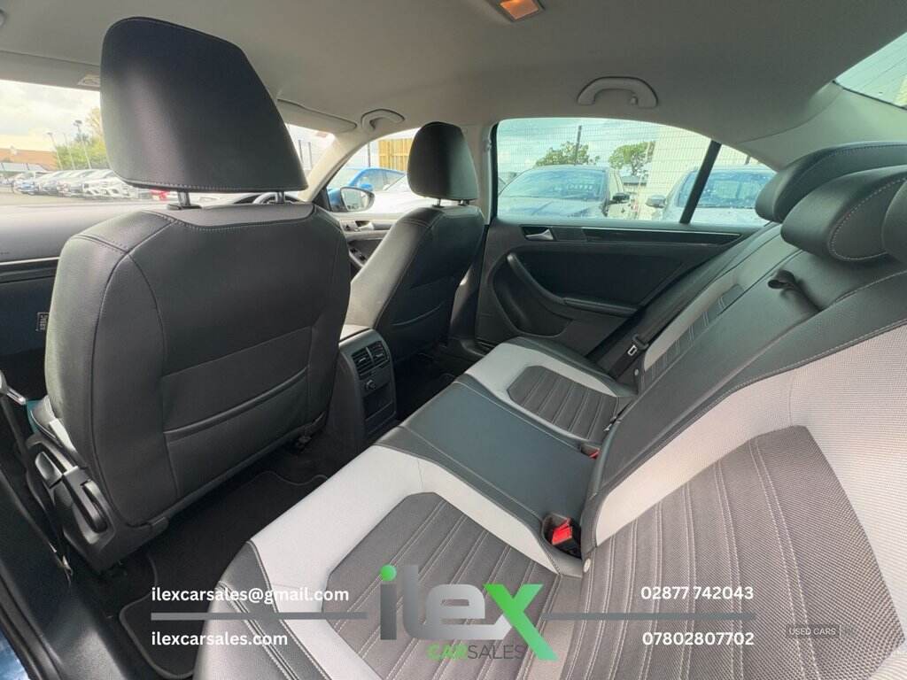May 2015 Volkswagen Jetta 2.0 TDI 150 GT 4dr DSG