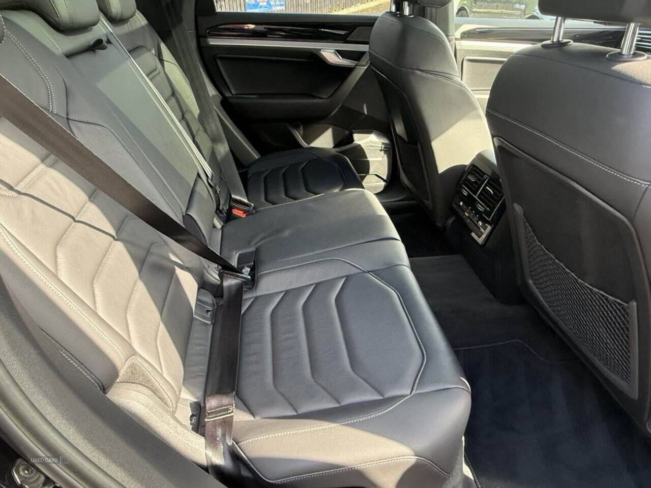 May 2022 Volkswagen Touareg 3.0 V6 TDI 4Motion Black Edition 5dr Tip Auto
