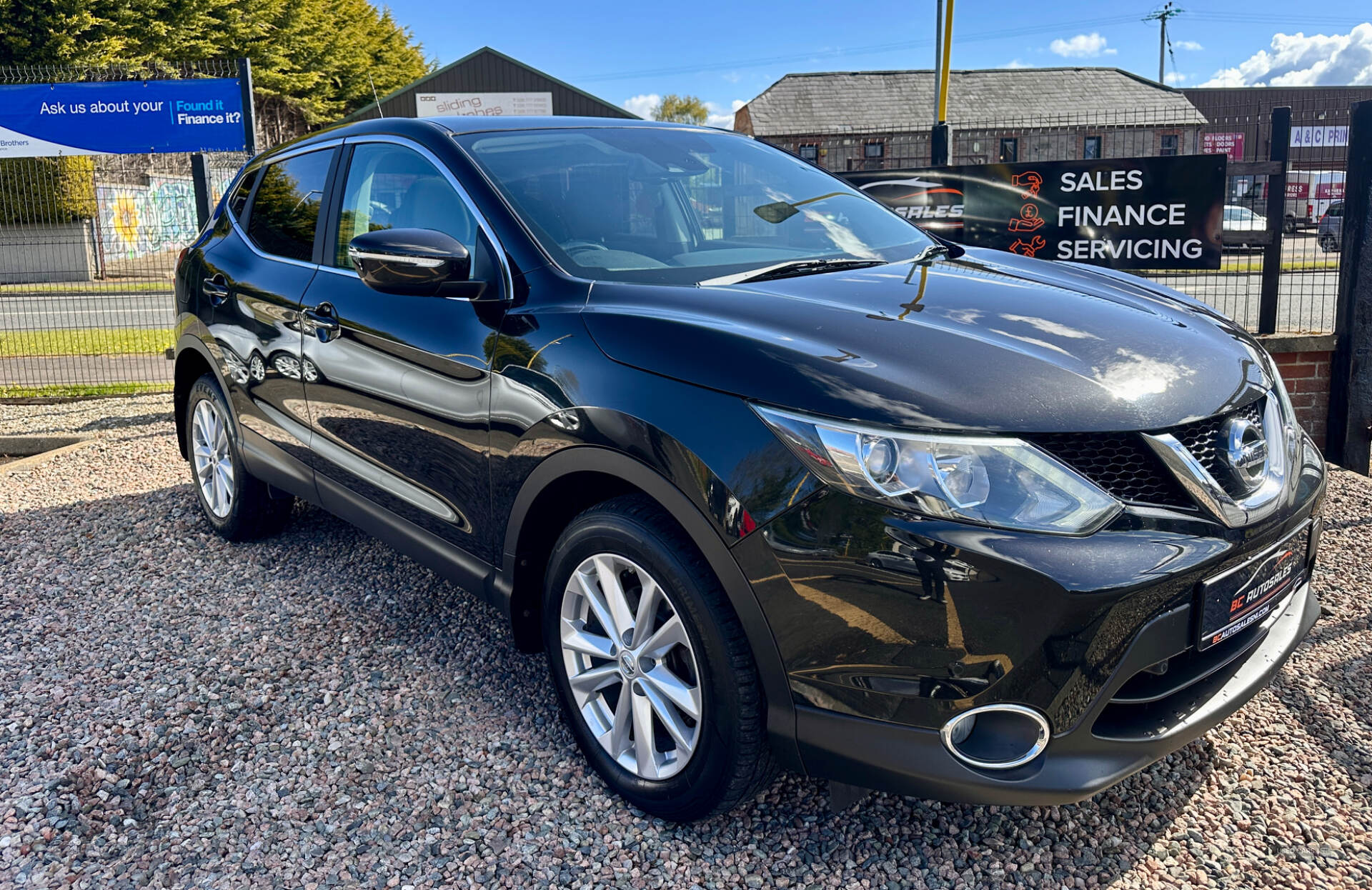 Jul 2014 Nissan Qashqai 1.5 dCi Acenta Premium 5dr