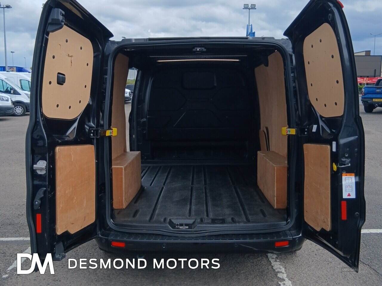 Jun 2023 Ford Transit Custom 2.0 EcoBlue 130ps Low Roof Limited Van