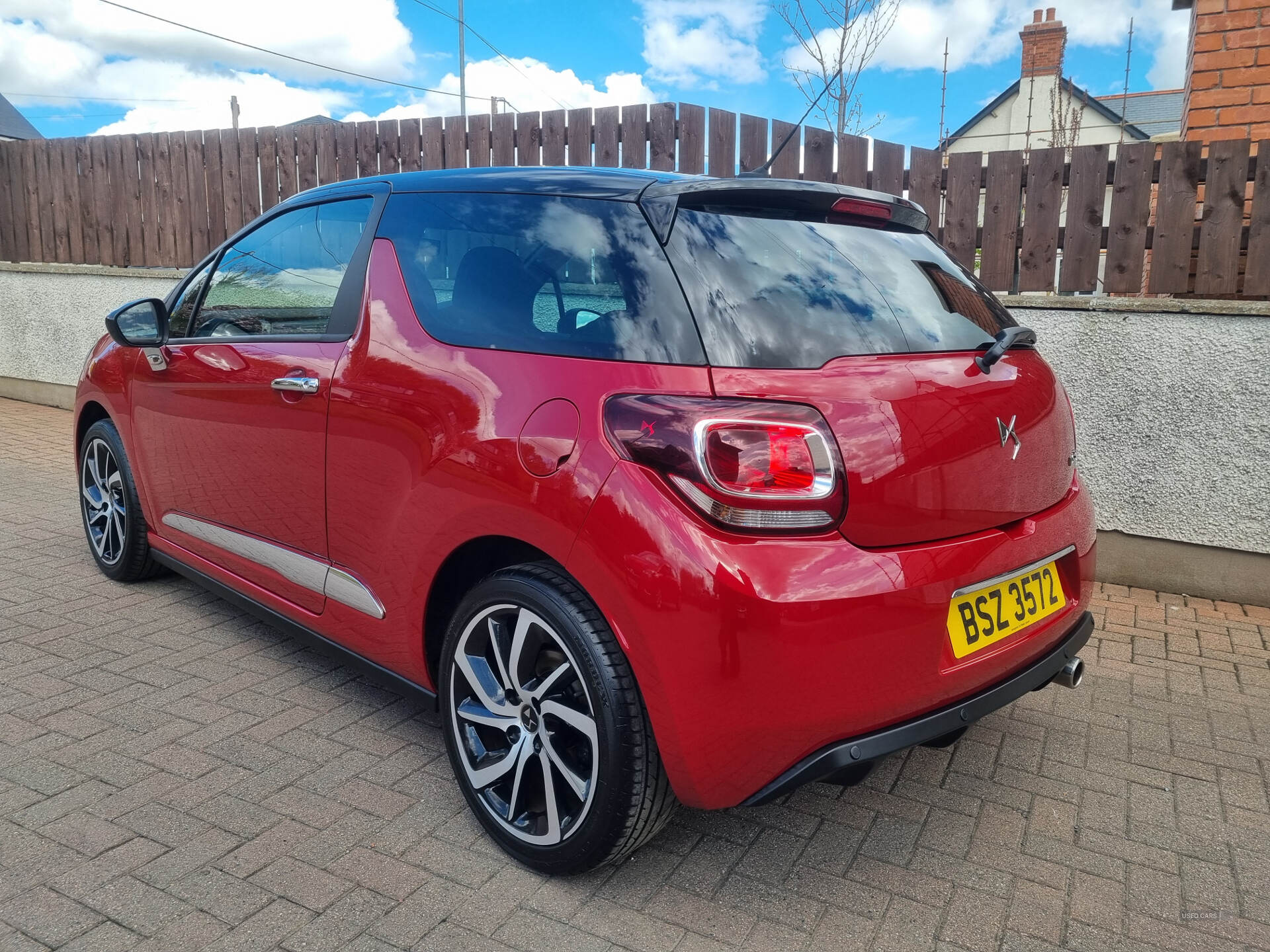 Oct 2017 DS 3 1.2 PureTech Connected Chic 3dr