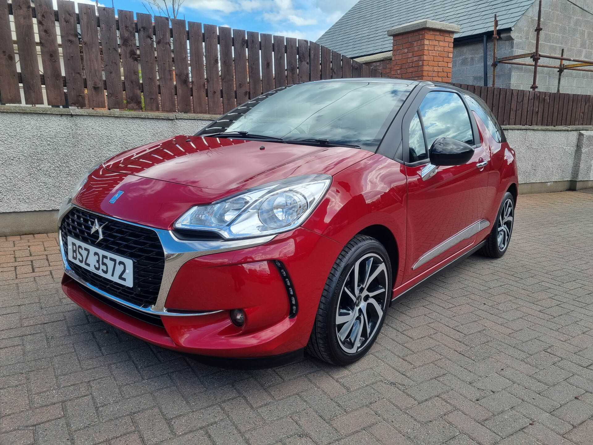 Oct 2017 DS 3 1.2 PureTech Connected Chic 3dr