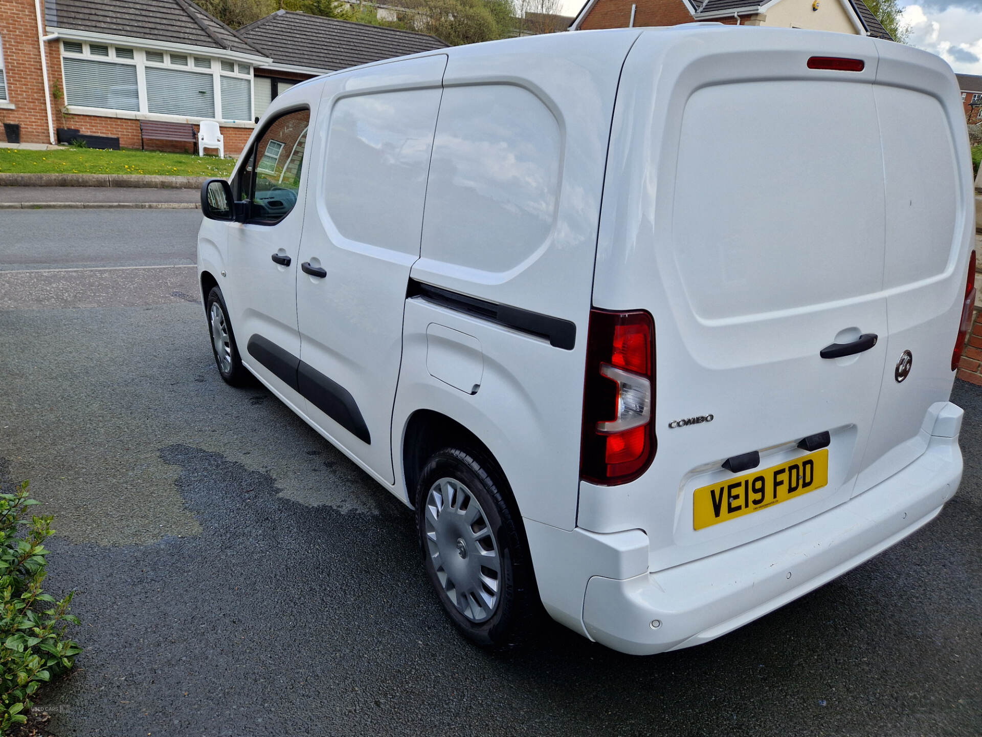May 2019 Vauxhall Combo 2000 1.6 Turbo D 100ps H1 Sportive Van