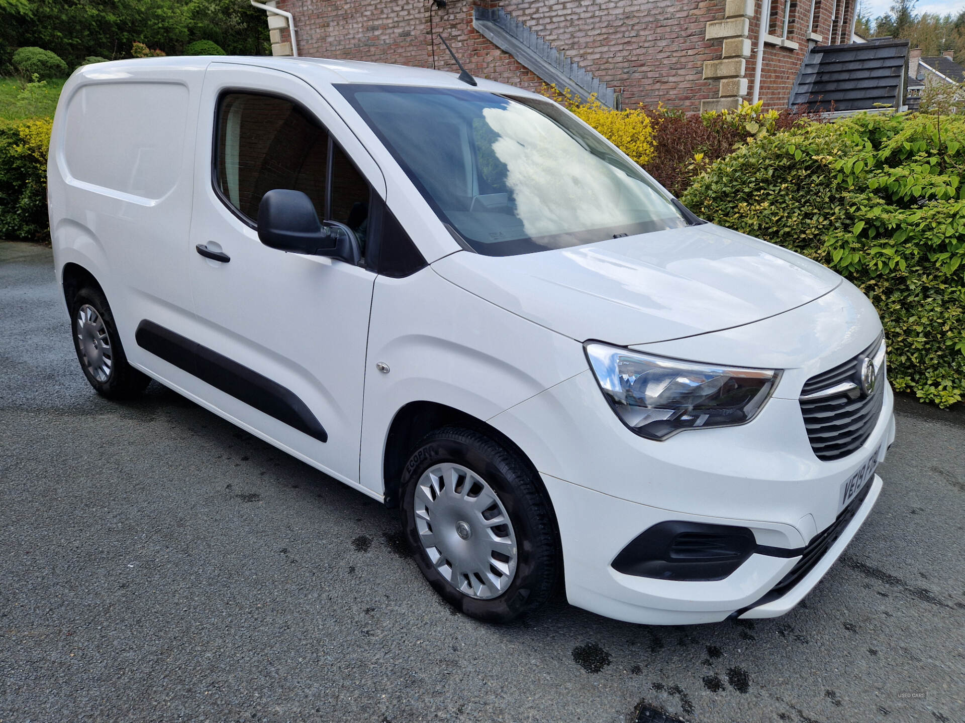 May 2019 Vauxhall Combo 2000 1.6 Turbo D 100ps H1 Sportive Van