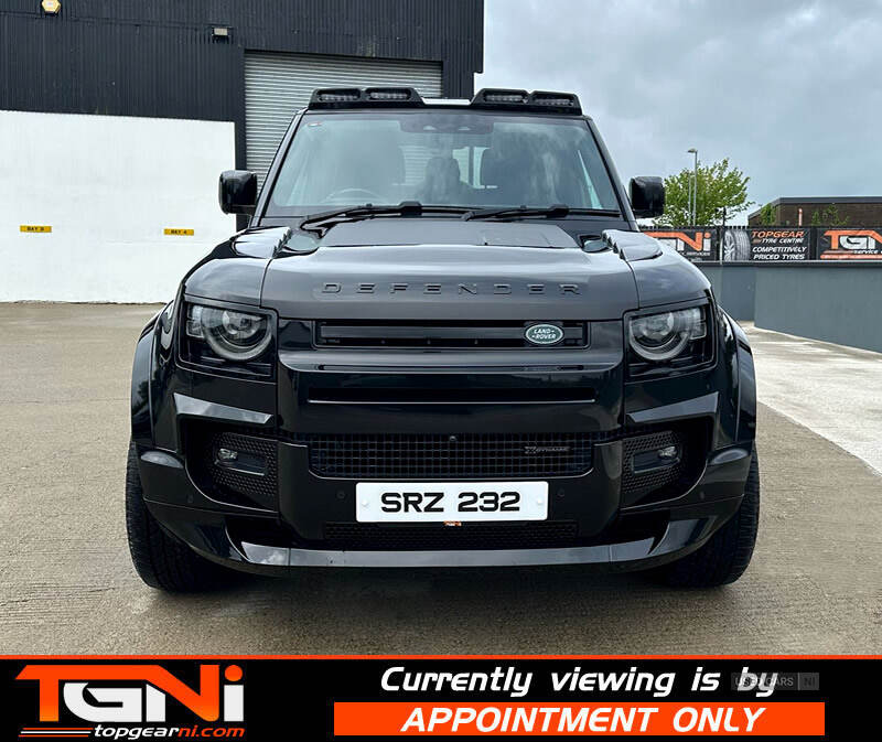 Nov 2022 Land Rover Defender 3.0 D250 X-Dynamic SE 90 3dr Auto