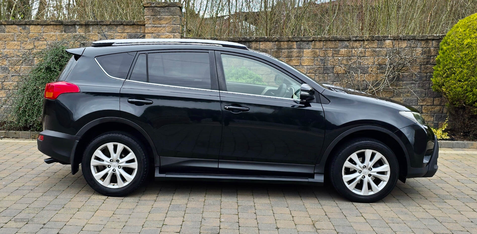 Toyota RAV4 DIESEL ESTATE in Armagh
