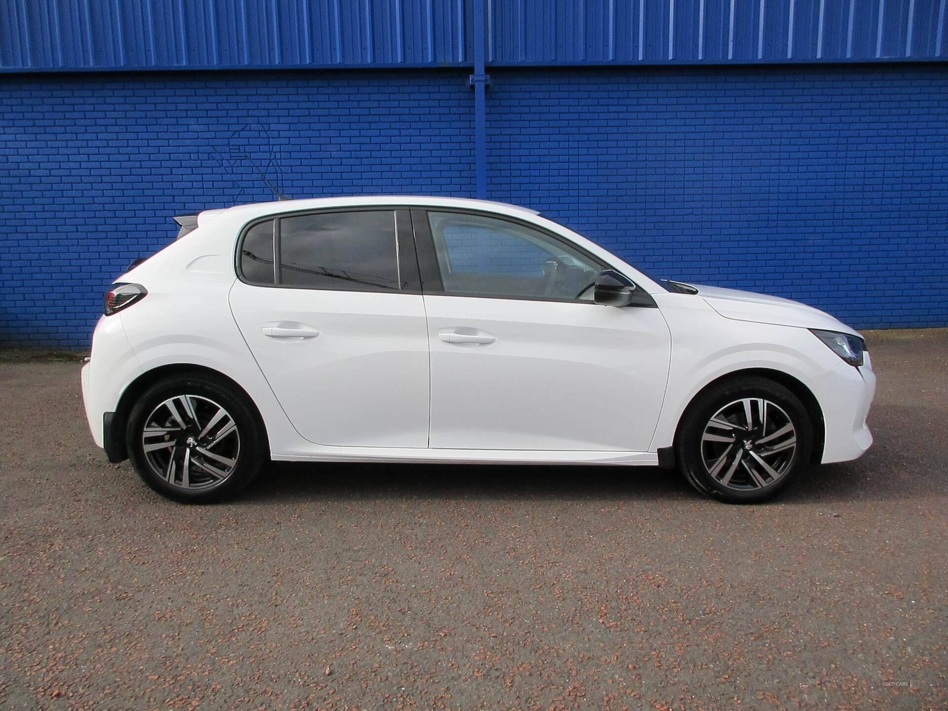 Mar 2023 Peugeot 208 1.2 PureTech 100 Allure Premium + 5dr