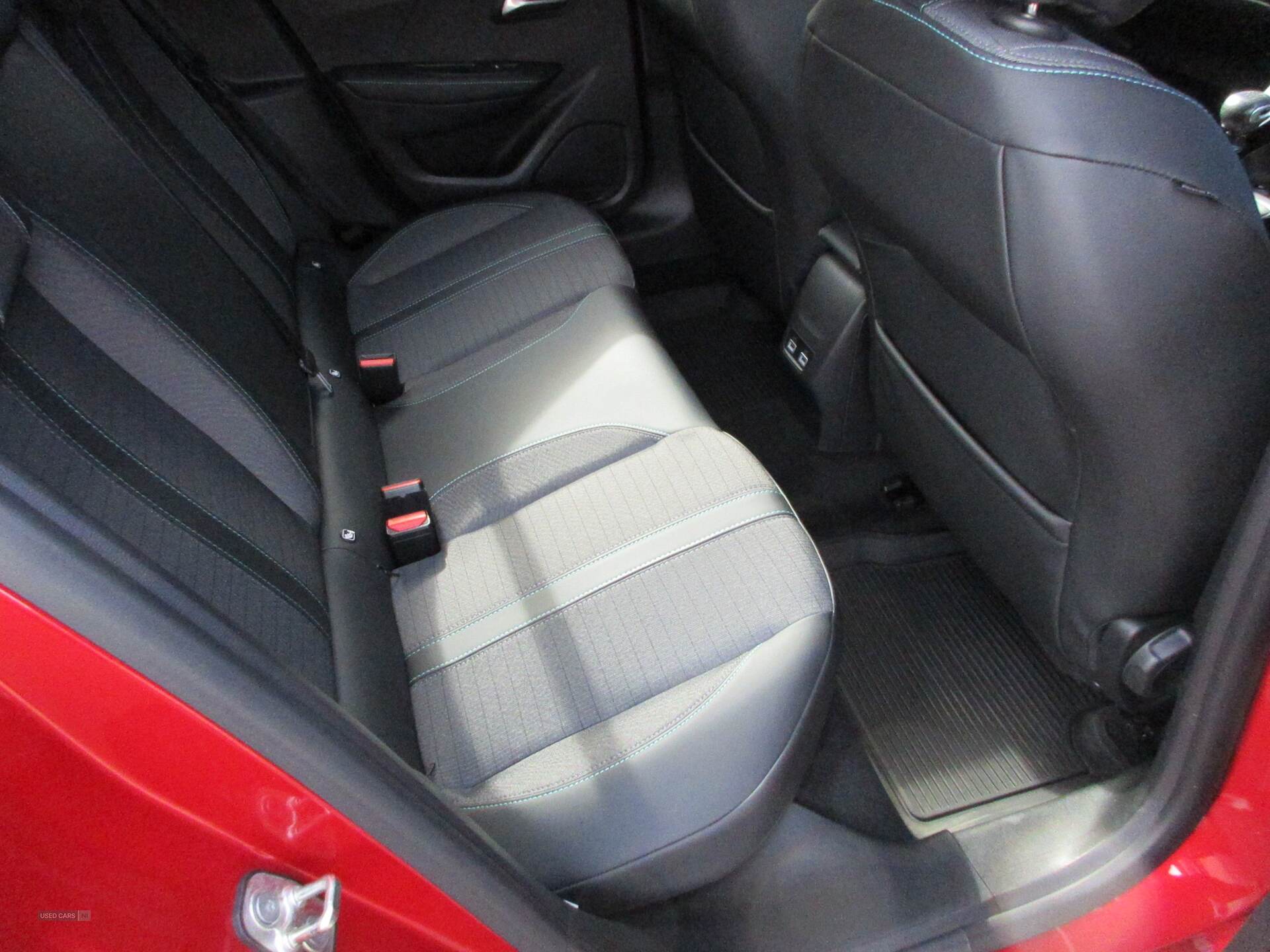 Oct 2021 Peugeot 208 1.2 PureTech 100 Allure Premium 5dr