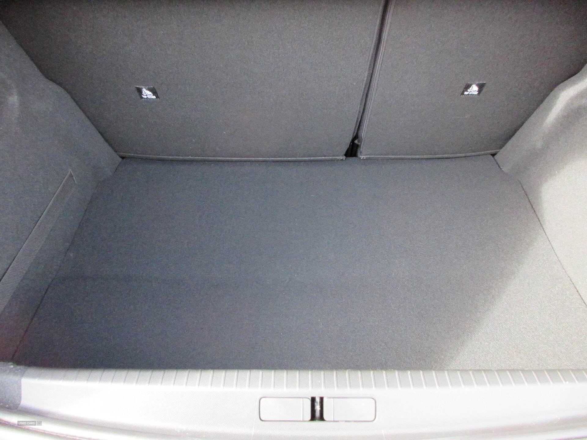 Oct 2021 Peugeot 208 1.2 PureTech 100 Allure Premium 5dr
