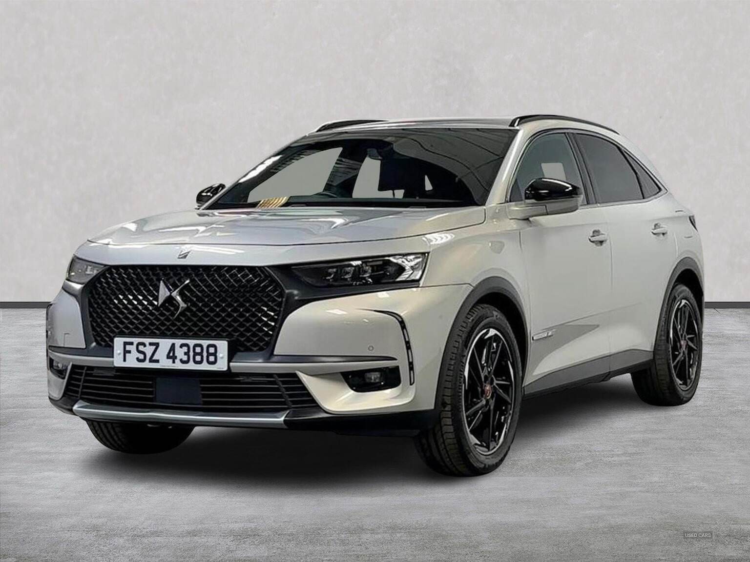 Jan 2022 DS DS7 1.6 E-Tense Performance Line + 5Dr Eat8