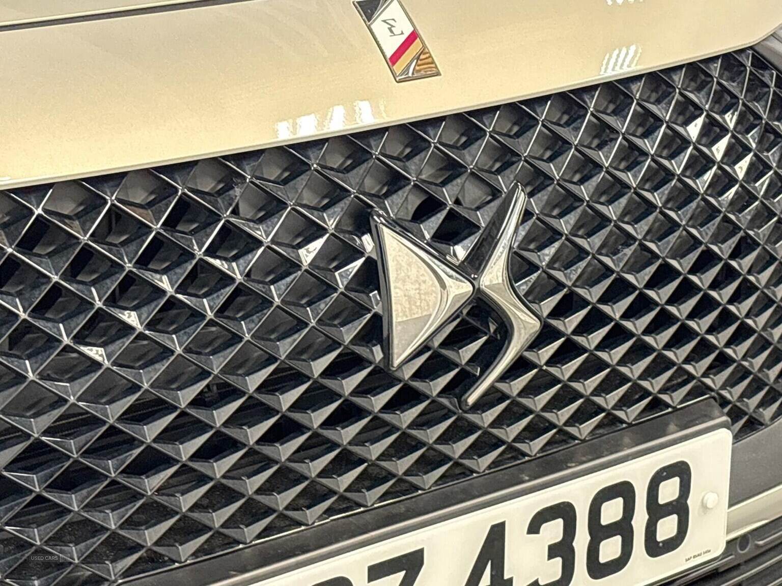 Jan 2022 DS DS7 1.6 E-Tense Performance Line + 5Dr Eat8