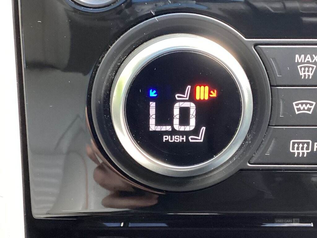 Jul 2017 Land Rover Discovery 2.0 SD4 HSE 5dr Auto