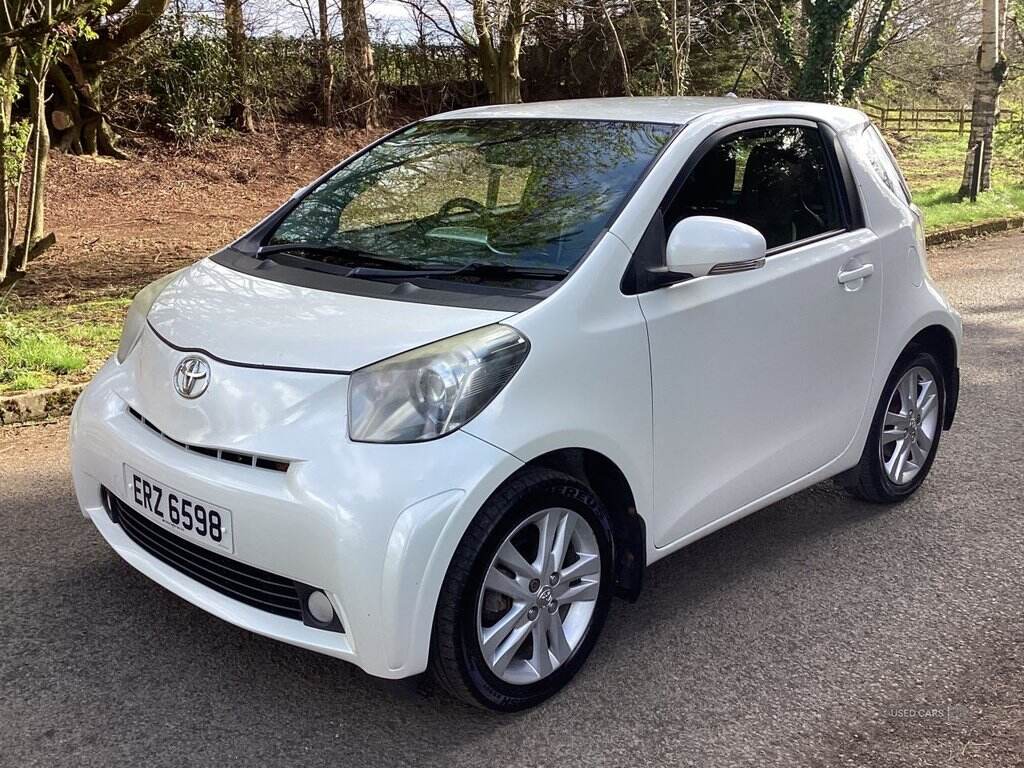 Sep 2012 Toyota iQ 1.33 Dual VVT-i 3 3dr [Non Start Stop]
