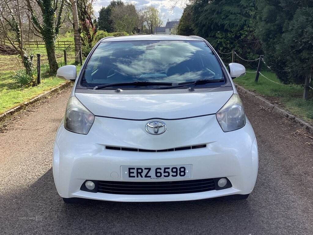 Sep 2012 Toyota iQ 1.33 Dual VVT-i 3 3dr [Non Start Stop]