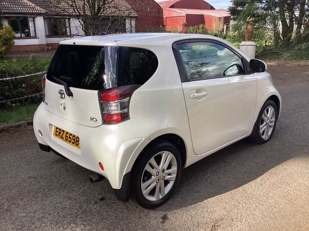 Sep 2012 Toyota iQ 1.33 Dual VVT-i 3 3dr [Non Start Stop]
