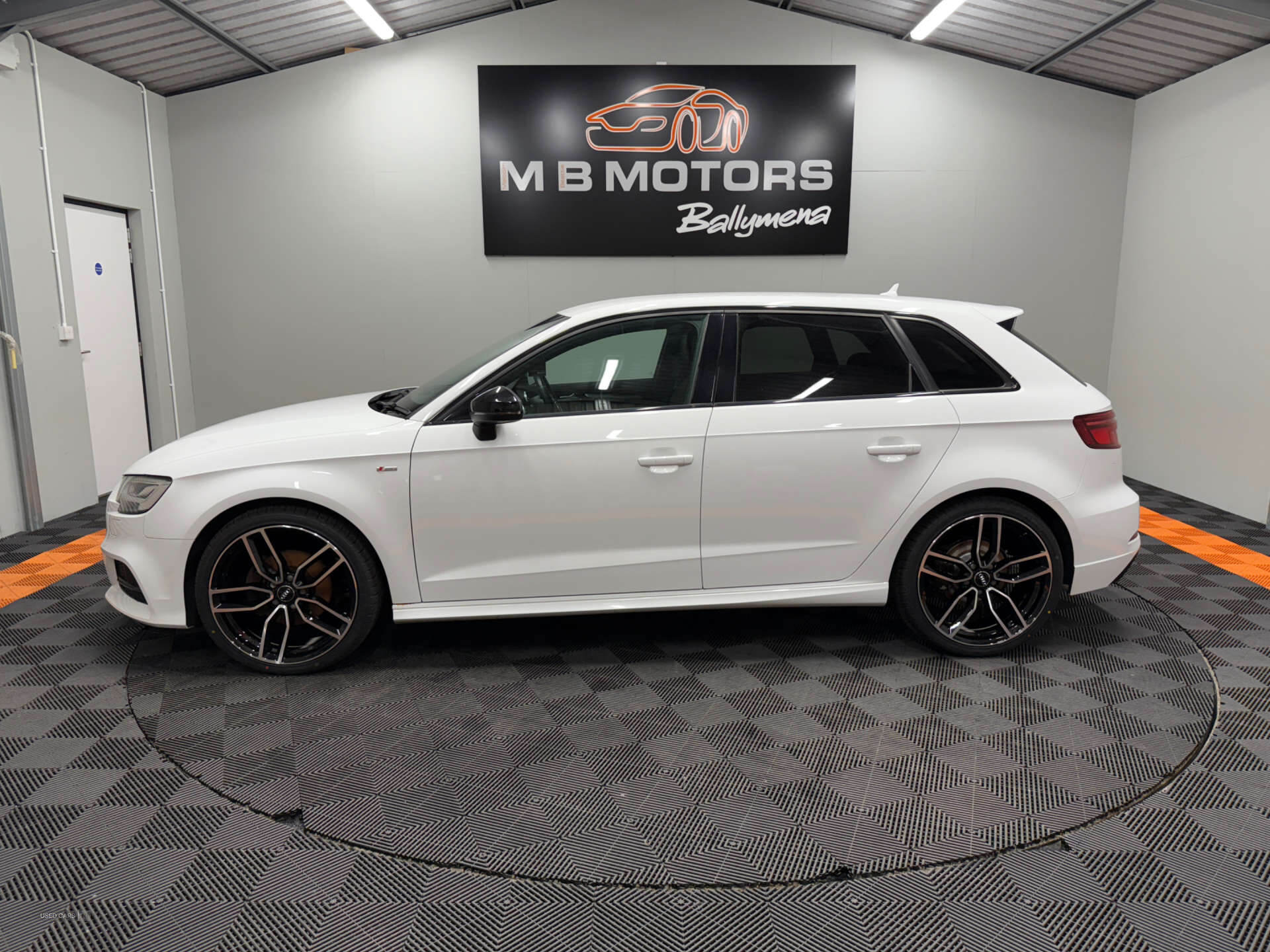 Oct 2017 Audi A3 2.0 TDI Quattro Black Edition 5dr