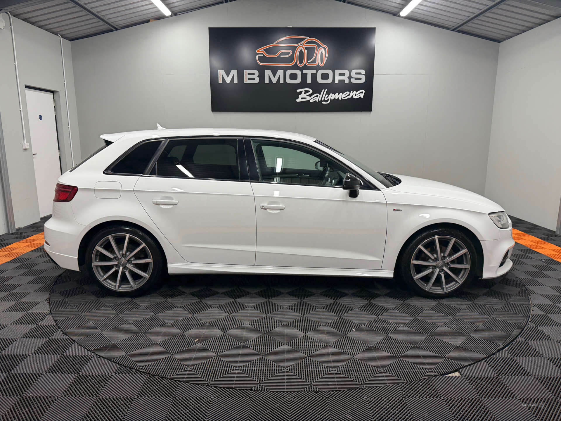 Oct 2017 Audi A3 2.0 TDI Quattro Black Edition 5dr