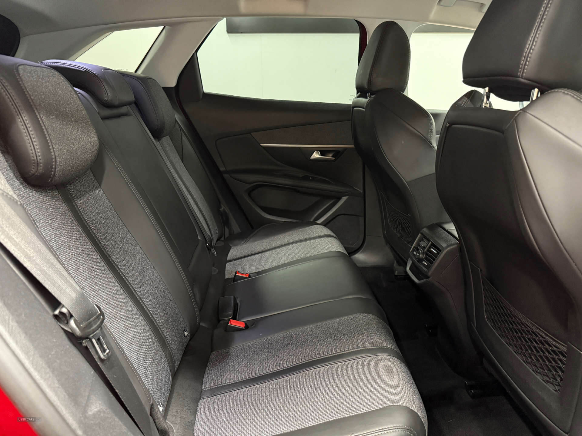 Sep 2017 Peugeot 3008 1.6 BlueHDi 120 Allure 5dr