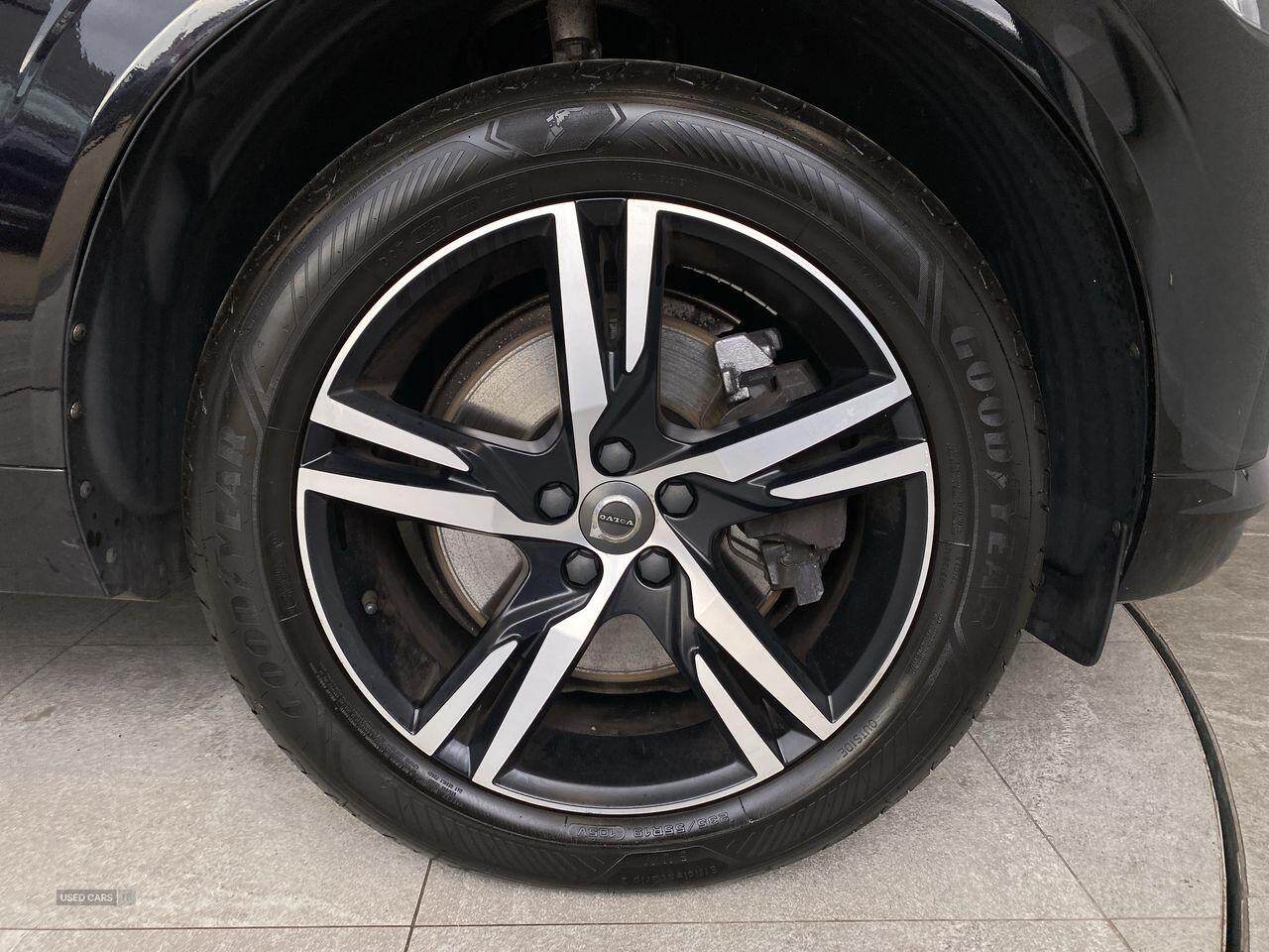 May 2018 Volvo XC60 2.0 D5 PowerPulse R DESIGN 5dr AWD Geartronic