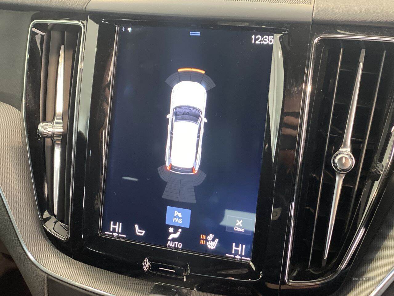 May 2018 Volvo XC60 2.0 D5 PowerPulse R DESIGN 5dr AWD Geartronic